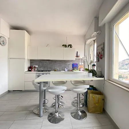 Apartment Pietro Al Mare Finale Ligure